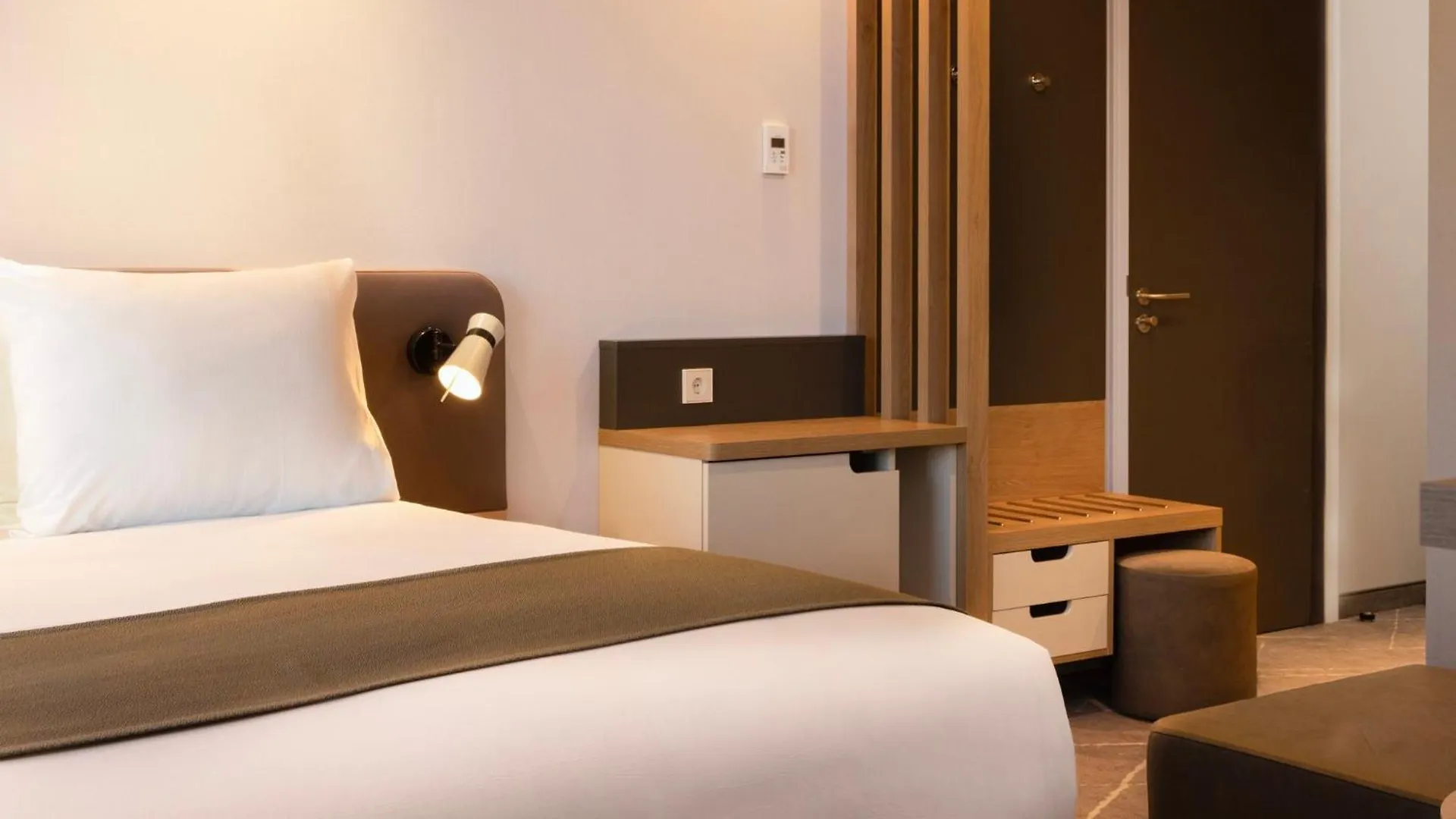Holiday Inn - Eindhoven Airport By Ihg Hotel