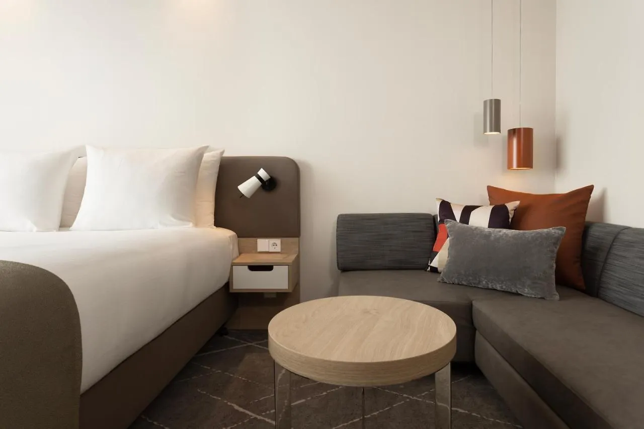 Holiday Inn - Eindhoven Airport By Ihg Hotel